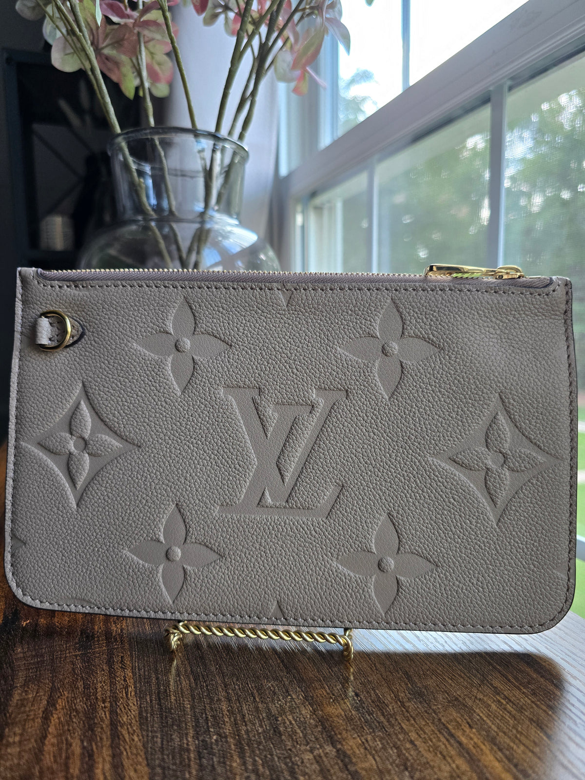 Louis Vuitton Neverfull Pochette Giant Monogram Empreinte Leather (Taupe)