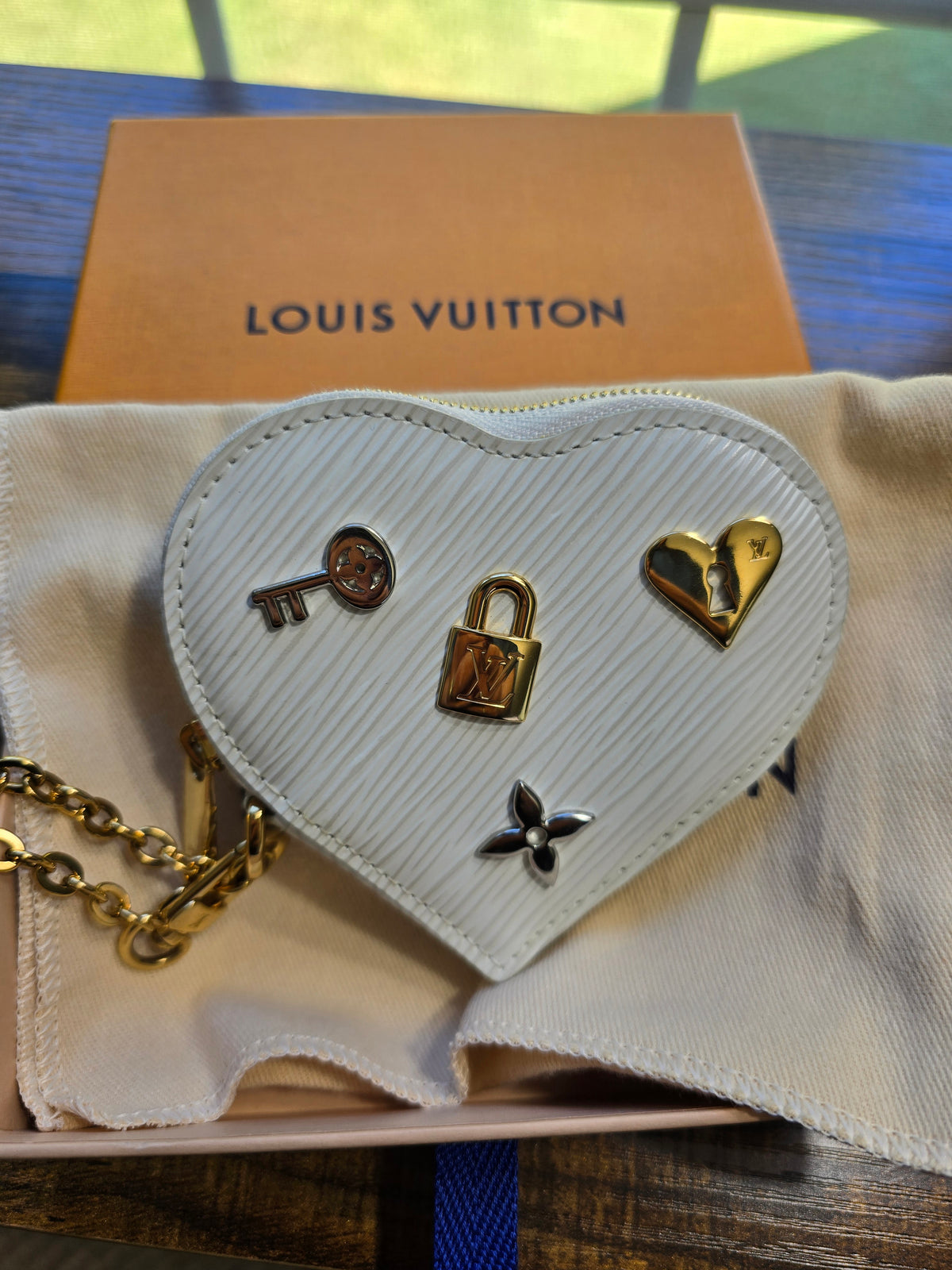 Louis Vuitton White Epi Leather Love Lock Heart Coin Purse