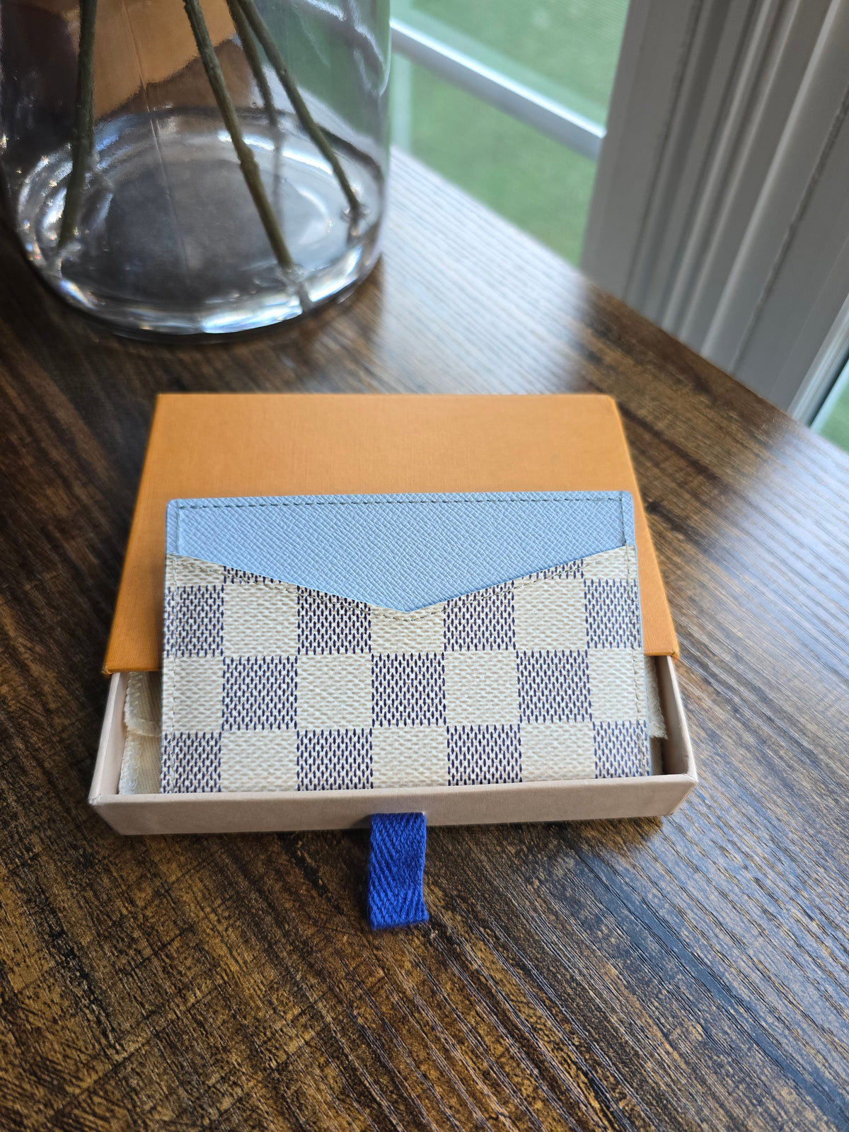 Louis Vuitton Daily Card Holder in Damier Azur with Olympe Blue V-shape