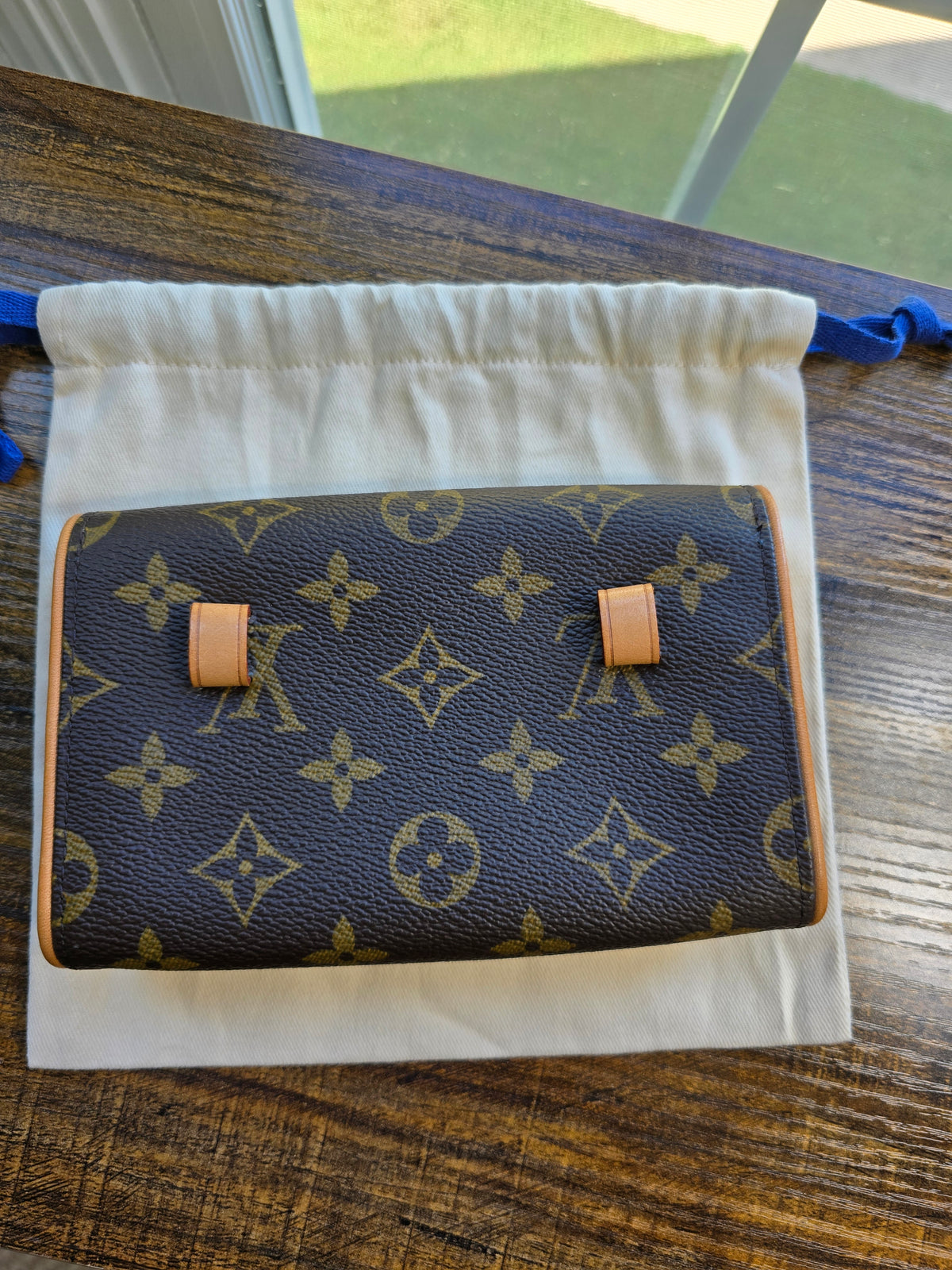 Louis Vuitton Monogram Pochette Florentine