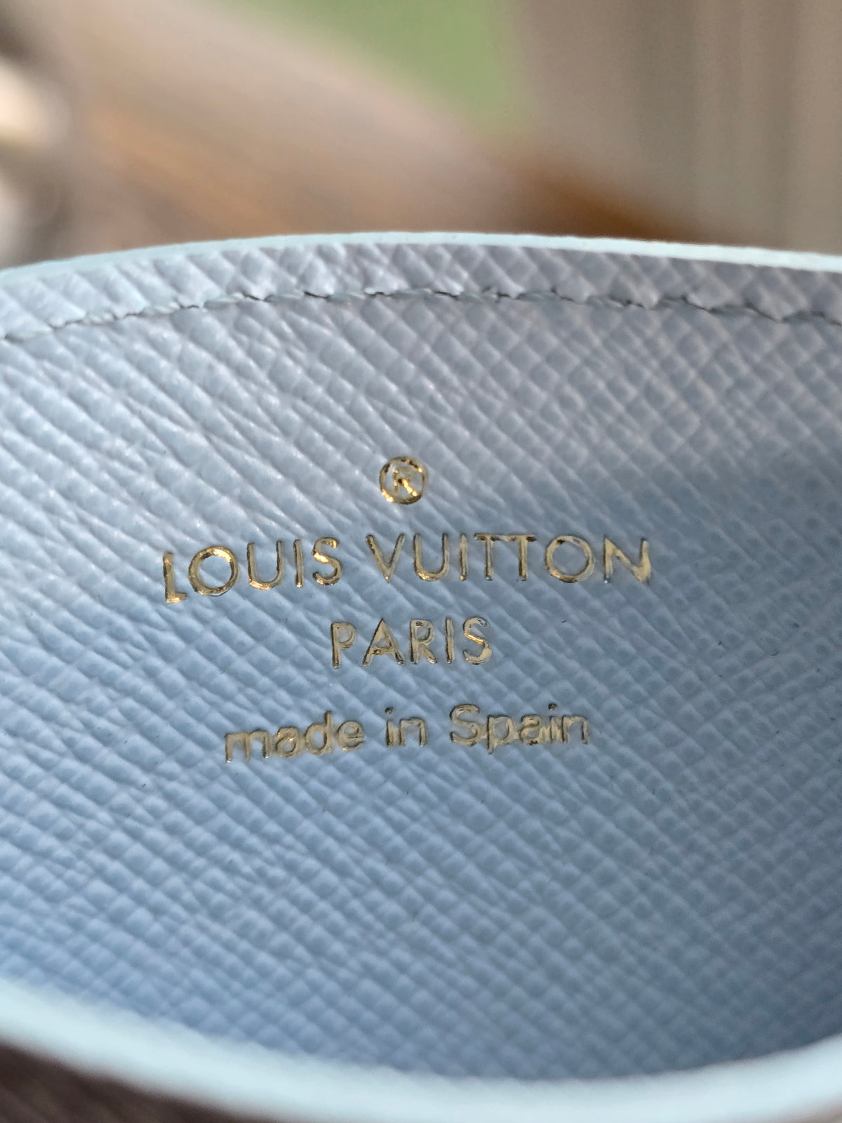 Louis Vuitton Daily Card Holder in Damier Azur with Olympe Blue V-shape
