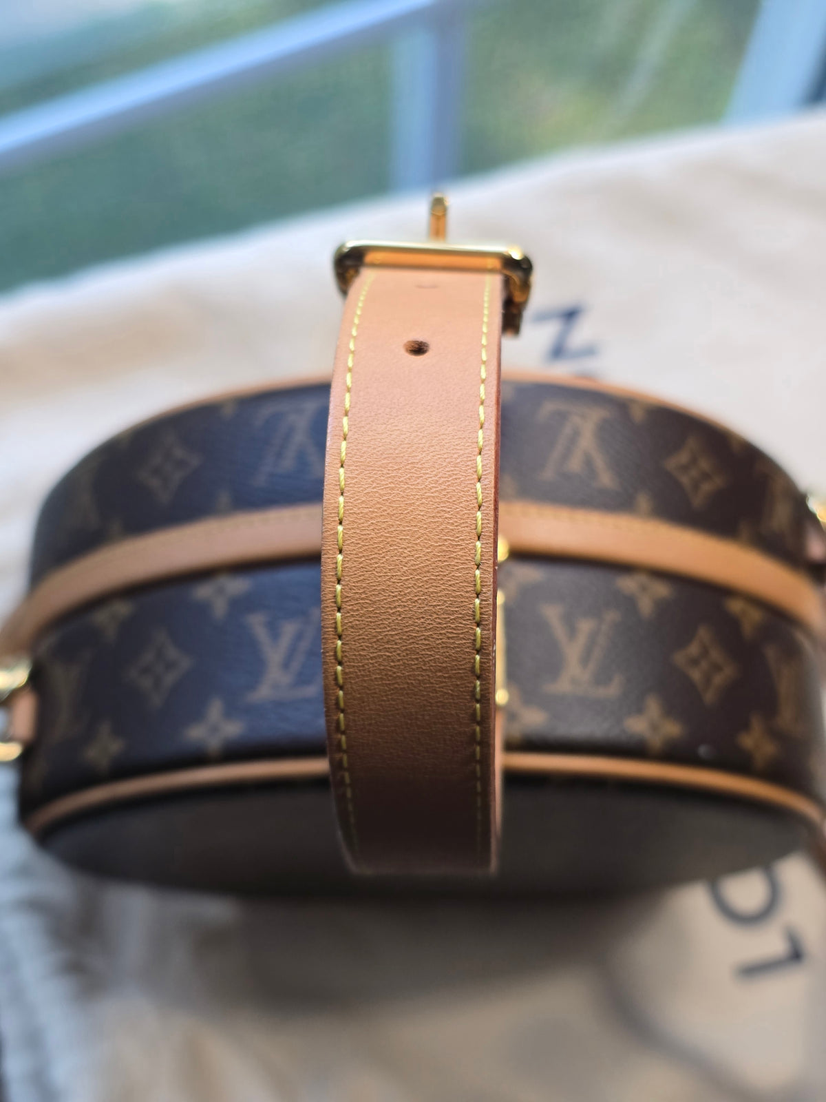 Louis Vuitton Monogram Petite Boîte Chapeau
