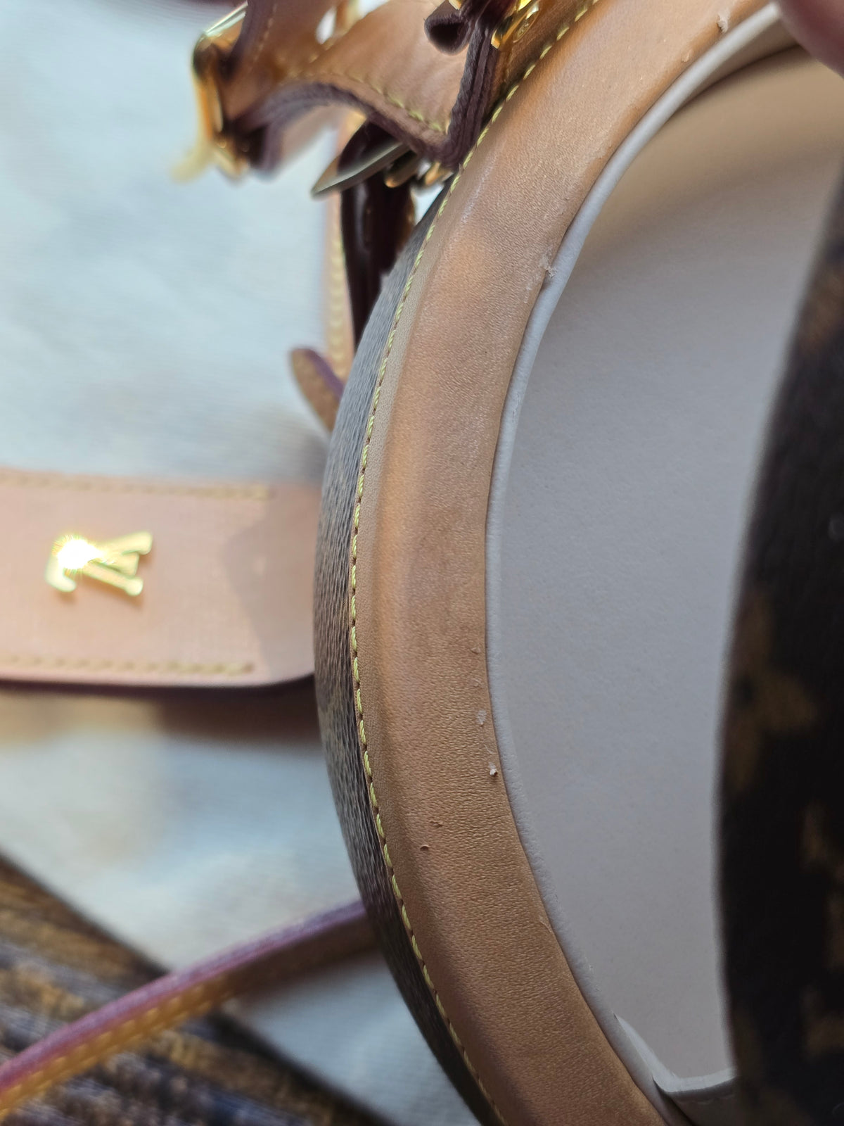 Louis Vuitton Monogram Petite Boîte Chapeau