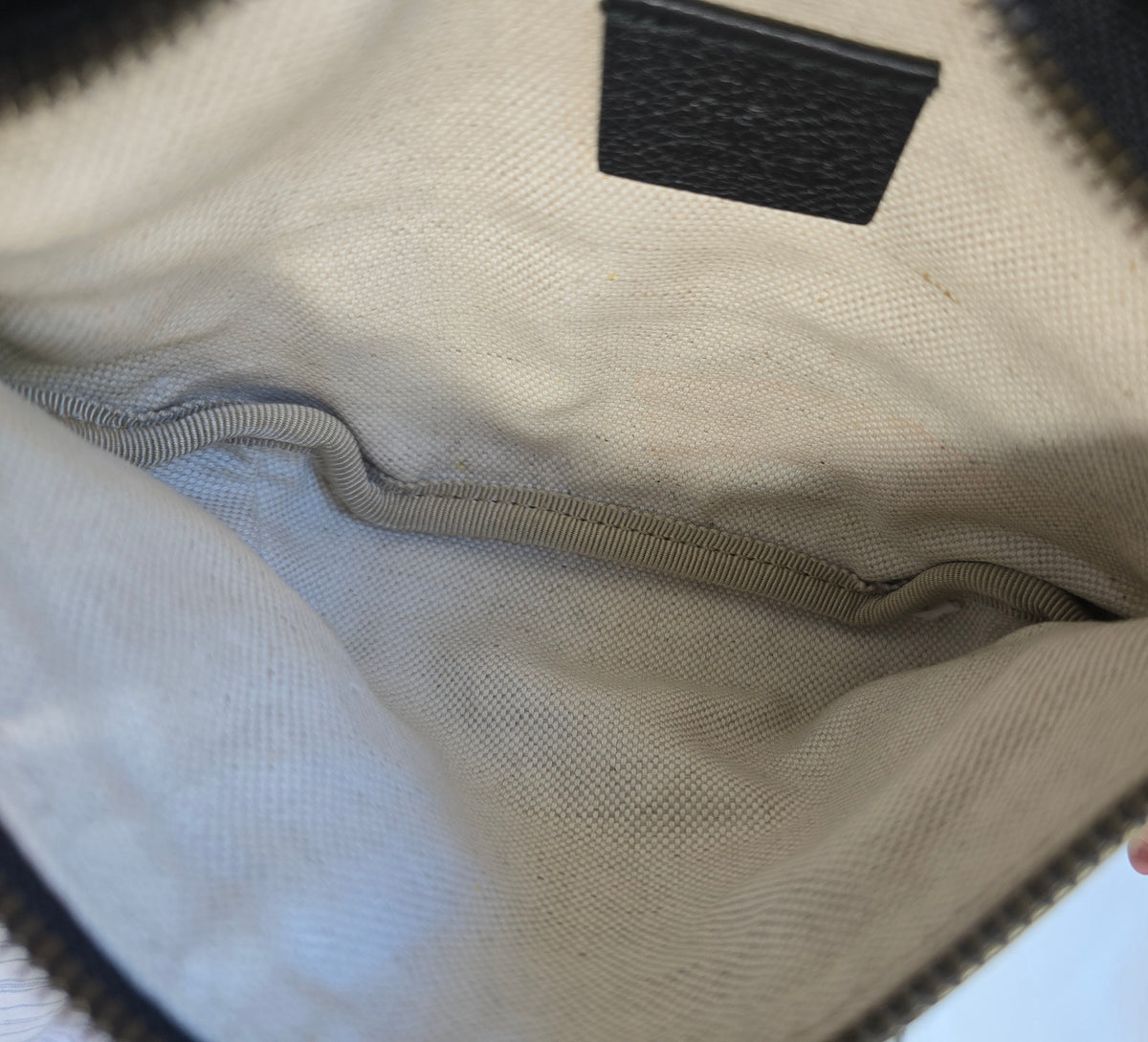 Gucci Logo Leather Bum Bag