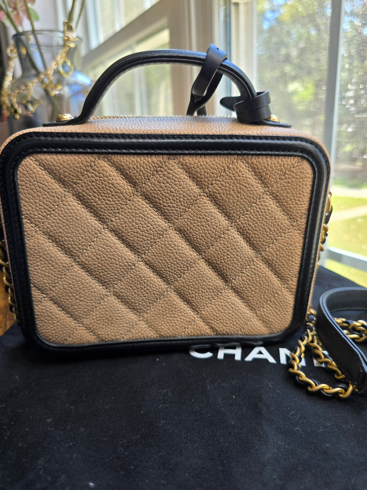 Chanel Caviar Quilted Small CC Filigree Vanity Case