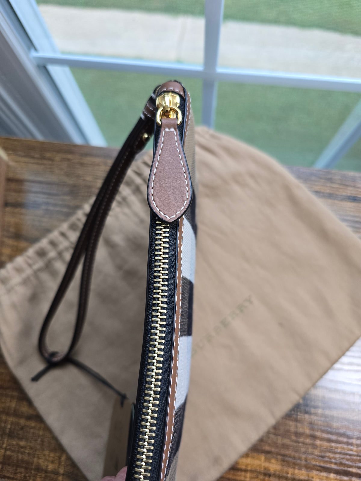 Burberry House Check Peyton Wristlet Pouch