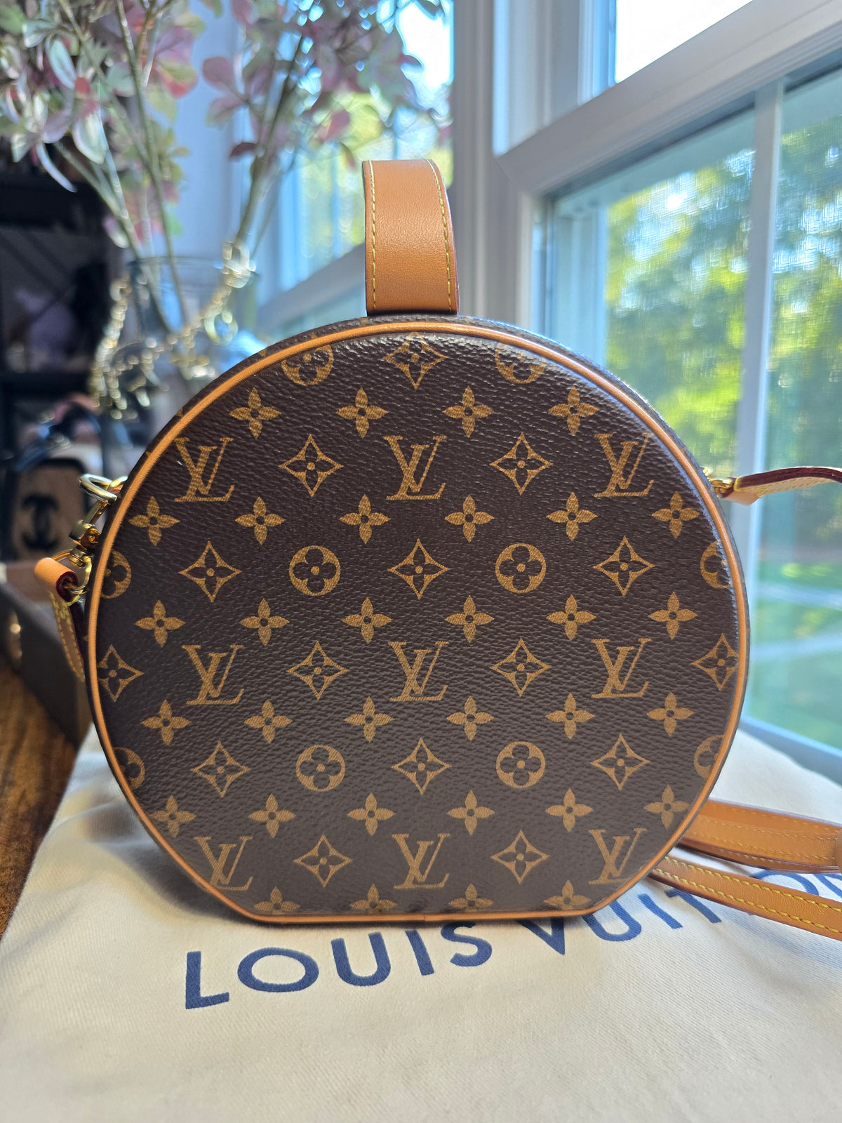 Louis Vuitton Monogram Petite Boîte Chapeau