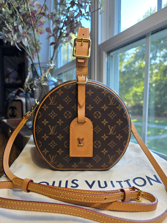 Louis Vuitton Monogram Petite Boîte Chapeau